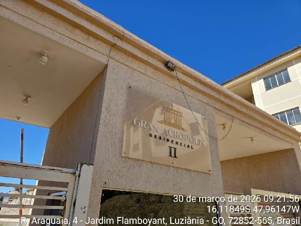 Vende-se em Luziania-GO  apto, 78.24 de área total, 56.62 de área privativa,  2_qto(s), a.serv, WC, 1_sala(s), 1 lavabo(s), cozinha, 1_vaga(s) de garagem.