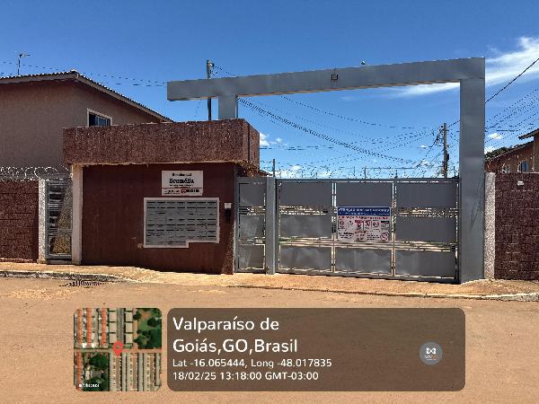 Vende-se em Valparaiso De Goias-GO  apto, 83.84 de área total, 43.13 de área privativa,  2_qto(s), a.serv, WC, 1_sala(s), cozinha, 1_vaga(s) de garagem.