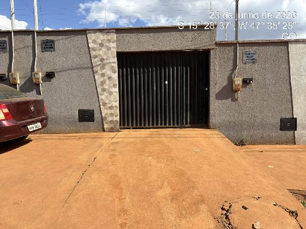 Vende-se em Planaltina-GO  Casa, 81.83 de área total, 81.83 de área privativa, 150.00 de área do terreno,  2_qto(s), a.serv, WC, 1_sala(s), cozinha.