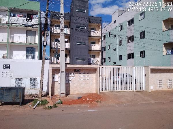 Vende-se em Novo Gama-GO  apto, 80.09 de área total, 61.40 de área privativa,  2_qto(s), a.serv, WC, 1_sala(s), cozinha, 1_vaga(s) de garagem.