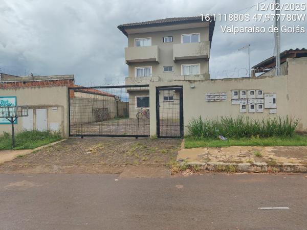 Vende-se em Valparaiso De Goias-GO  apto, 57.00 de área privativa,  2_qto(s), a.serv, WC, 1_sala(s), cozinha, 1_vaga(s) de garagem.