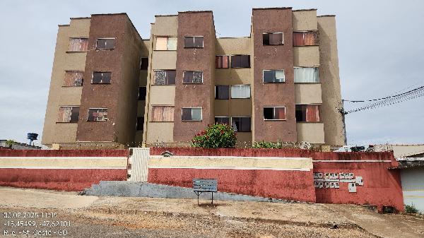 Vende-se em Planaltina-GO  apto, 97.50 de área total, 64.10 de área privativa,  2_qto(s), WC, 1_sala(s), cozinha.