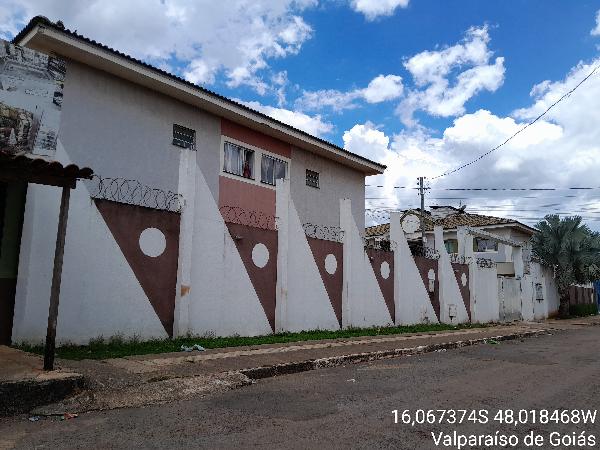 Vende-se em Valparaiso De Goias-GO  apto, 46.87 de área privativa,  2_qto(s), a.serv, WC, 1_sala(s), cozinha.