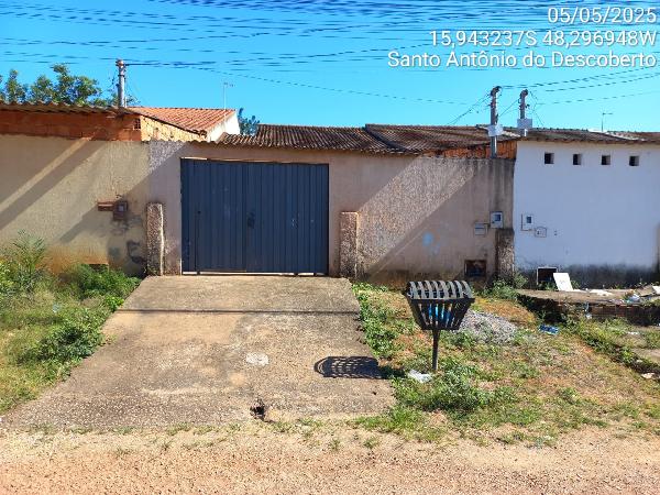 Vende-se em Santo Antonio Do Descoberto-GO  Casa, 68.90 de área total, 68.90 de área privativa, 180.00 de área do terreno,  2_qto(s), a.serv, WC, 1_sala(s), cozinha, 1_vaga(s) de garagem.