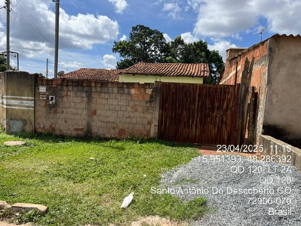 Vende-se em Santo Antonio Do Descoberto-GO  Casa, 62.73 de área total, 62.73 de área privativa, 225.00 de área do terreno,  2_qto(s), varanda, a.serv, WC, 1_sala(s), cozinha, 1_vaga(s) de gara