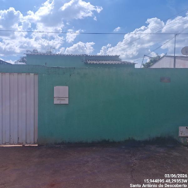 Vende-se em Santo Antonio Do Descoberto-GO  Casa, 59.04 de área total, 59.04 de área privativa, 250.00 de área do terreno,  2_qto(s), varanda, a.serv, WC, 1_sala(s), cozinha.