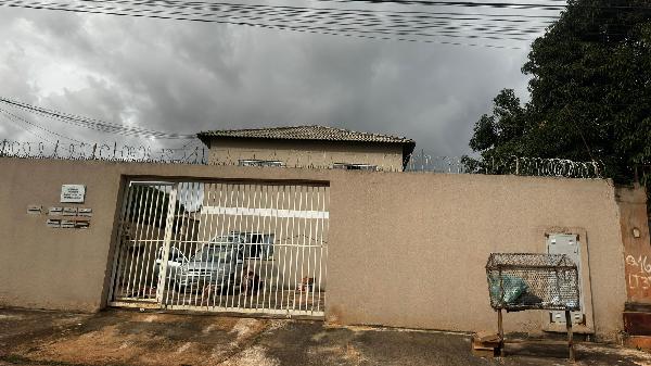 Vende-se em Valparaiso De Goias-GO  apto, 53.44 de área privativa,  2_qto(s), a.serv, WC, 1_sala(s), cozinha, 1_vaga(s) de garagem.