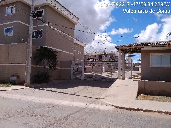 Vende-se em Valparaiso De Goias-GO  apto, 48.90 de área privativa,  2_qto(s), WC, 1_sala(s), cozinha, 1_vaga(s) de garagem.