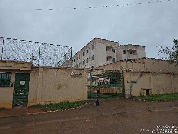 Vende-se em Planaltina-GO  apto, 78.98 de área total, 44.29 de área privativa,  2_qto(s), varanda, a.serv, WC, 1_sala(s), cozinha, 1_vaga(s) de garagem.
