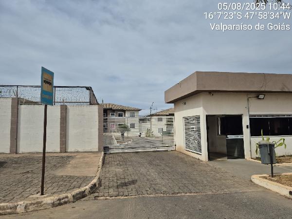 Vende-se em Valparaiso De Goias-GO  apto, 61.73 de área privativa,  2_qto(s), varanda, a.serv, WC, 1_sala(s), cozinha, 1_vaga(s) de garagem.