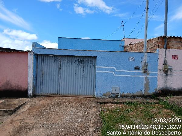 Vende-se em Santo Antonio Do Descoberto-GO  Casa, 65.20 de área total, 65.20 de área privativa, 180.00 de área do terreno,  2_qto(s), a.serv, WC, 1_sala(s), cozinha, 1_vaga(s) de garagem.
