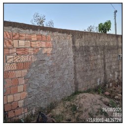 Vende-se em Santo Antonio Do Descoberto-GO  Casa, 59.04 de área privativa, 240.00 de área do terreno,  2_qto(s), varanda, WC, 1_sala(s), cozinha.