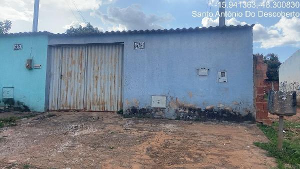 Vende-se em Santo Antonio Do Descoberto-GO  Casa, 65.02 de área total, 65.02 de área privativa, 180.00 de área do terreno,  2_qto(s), a.serv, WC, 1_sala(s), cozinha, 1_vaga(s) de garagem.