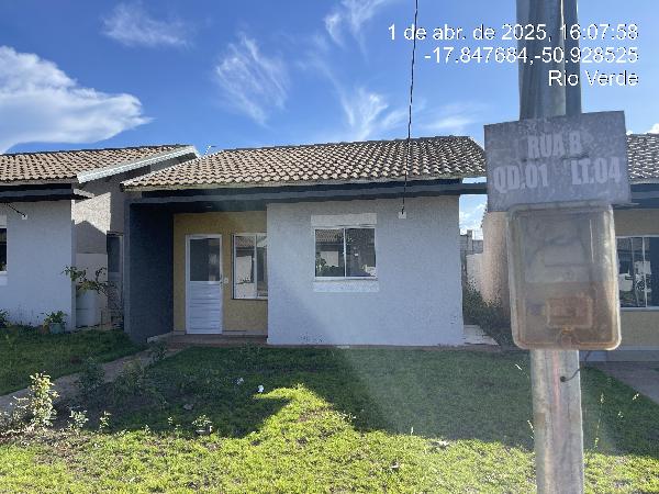 Vende-se em Rio Verde-GO  Casa, 51.54 de área privativa, 154.35 de área do terreno,  2_qto(s), a.serv, WC, 1_sala(s), cozinha.