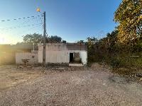 Vende-se em Santo Antonio Do Descoberto-GO  Casa, 56.40 de área privativa, 235.51 de área do terreno,  2_qto(s), a.serv, WC, 1_sala(s), cozinha, 1_vaga(s) de garagem.