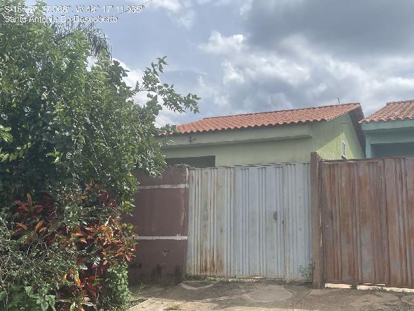 Vende-se em Santo Antonio Do Descoberto-GO  Casa, 59.04 de área total, 59.04 de área privativa, 181.72 de área do terreno,  2_qto(s), varanda, a.serv, WC, 1_sala(s), cozinha.