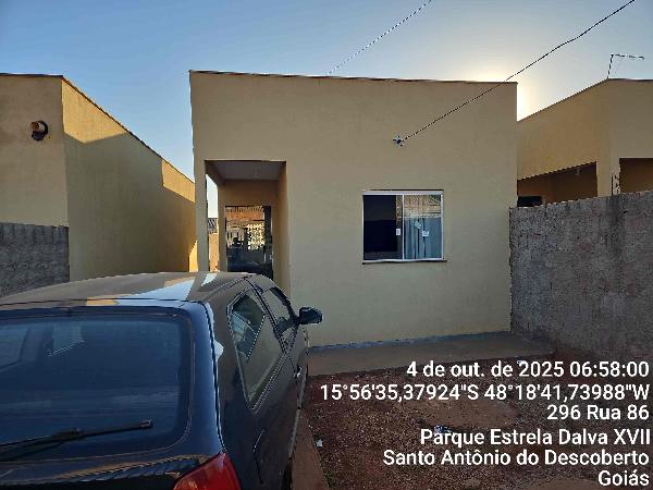 Vende-se em Santo Antonio Do Descoberto-GO  Casa, 63.22 de área total, 63.22 de área privativa, 181.50 de área do terreno,  2_qto(s), varanda, a.serv, WC, 1_sala(s), cozinha.