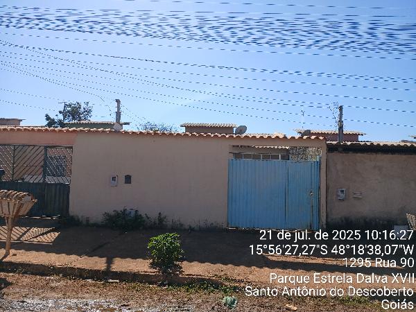 Vende-se em Santo Antonio Do Descoberto-GO  Casa, 49.87 de área total, 49.87 de área privativa, 221.40 de área do terreno,  2_qto(s), a.serv, WC, 1_sala(s), cozinha, 1_vaga(s) de garagem.