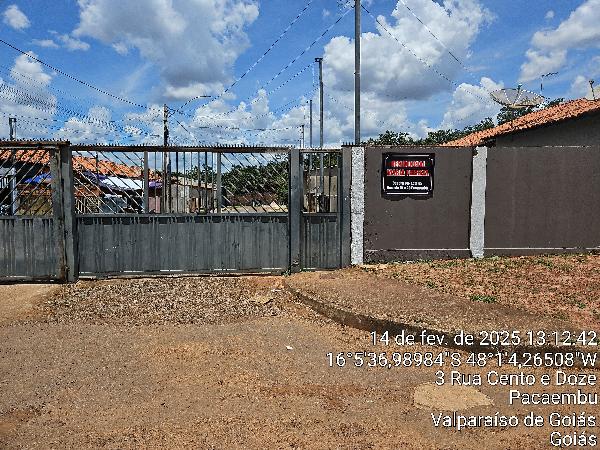 Vende-se em Valparaiso De Goias-GO  Casa, 48.00 de área privativa, 114.00 de área do terreno,  2_qto(s), a.serv, WC, 1_sala(s), cozinha, 1_vaga(s) de garagem.