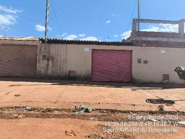 Vende-se em Santo Antonio Do Descoberto-GO  Casa, 63.22 de área total, 63.22 de área privativa, 181.50 de área do terreno,  2_qto(s), varanda, a.serv, WC, 1_sala(s), cozinha, 1_vaga(s) de gara
