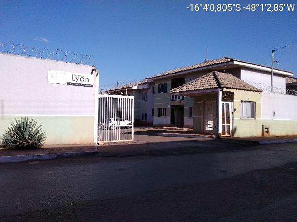 Vende-se em Valparaiso De Goias-GO  apto, 48.87 de área privativa,  2_qto(s), a.serv, WC, 1_sala(s), cozinha, 1_vaga(s) de garagem.