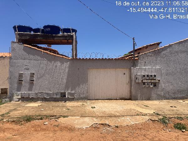 Vende-se em Planaltina-GO  Casa, 29.05 de área privativa, 44.75 de área do terreno,  1_qto(s), WC, 1_sala(s), cozinha.