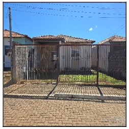 Vende-se em Planaltina-GO  Casa, 68.71 de área privativa, 180.00 de área do terreno,  2_qto(s), a.serv, WC, 1_sala(s), cozinha, 1_vaga(s) de garagem.