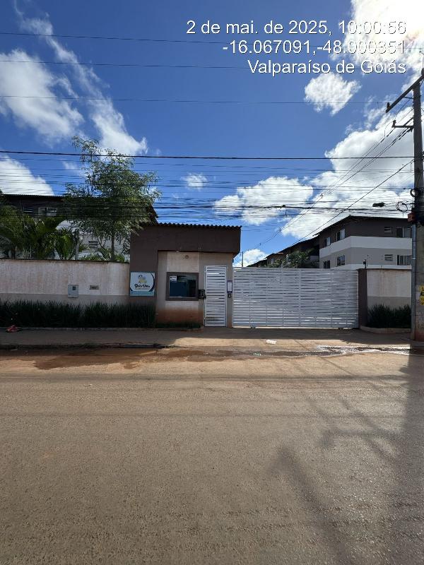Vende-se em Valparaiso De Goias-GO  apto, 85.51 de área total, 45.13 de área privativa,  2_qto(s), WC, 1_sala(s), cozinha, 1_vaga(s) de garagem.