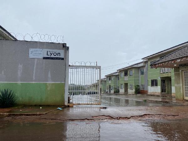 Vende-se em Valparaiso De Goias-GO  apto, 48.87 de área privativa,  2_qto(s), WC, 1_sala(s), cozinha, 1_vaga(s) de garagem.