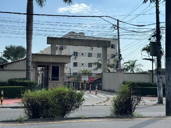 Vende-se em Rio De Janeiro-RJ  apto, 50.00 de área total, 50.00 de área privativa, 0.00 de área do terreno.