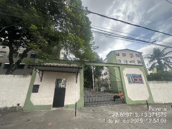 Vende-se em Rio De Janeiro-RJ  apto, 63.00 de área total, 63.00 de área privativa,  2_qto(s), WC, 1_sala(s), cozinha.