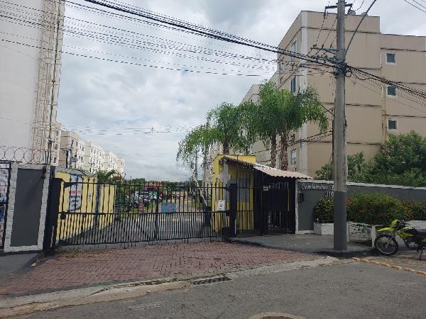 Vende-se em Rio De Janeiro-RJ  apto, 44.16 de área total, 44.16 de área privativa,  2_qto(s), WC, 1_sala(s), cozinha.