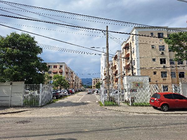 Vende-se em Rio De Janeiro-RJ  apto, 43.99 de área total, 43.99 de área privativa,  2_qto(s), WC, 1_sala(s), cozinha.
