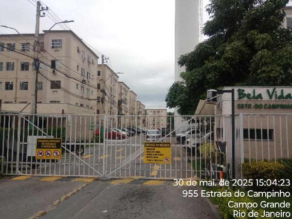 Vende-se em Rio De Janeiro-RJ  apto, 69.81 de área total, 44.00 de área privativa,  2_qto(s), a.serv, WC, 1_sala(s), cozinha, 1_vaga(s) de garagem.