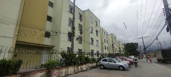 Vende-se em Rio De Janeiro-RJ  apto, 54.00 de área total, 54.00 de área privativa,  2_qto(s), WC, 1_sala(s), cozinha.
