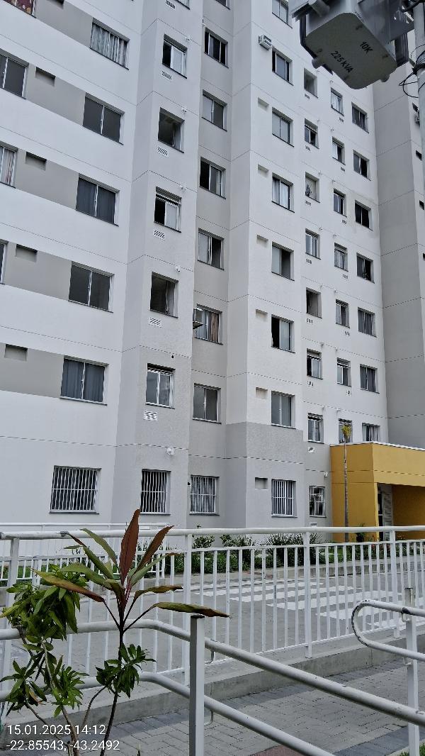 Vende-se em Rio De Janeiro-RJ  apto, 40.00 de área total, 40.00 de área privativa,  2_qto(s), WC, 1_sala(s), cozinha.