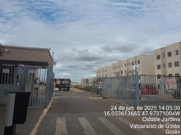 Vende-se em Valparaiso De Goias-GO  apto, 46.00 de área total, 42.83 de área privativa,  2_qto(s), a.serv, WC, 1_sala(s), cozinha.