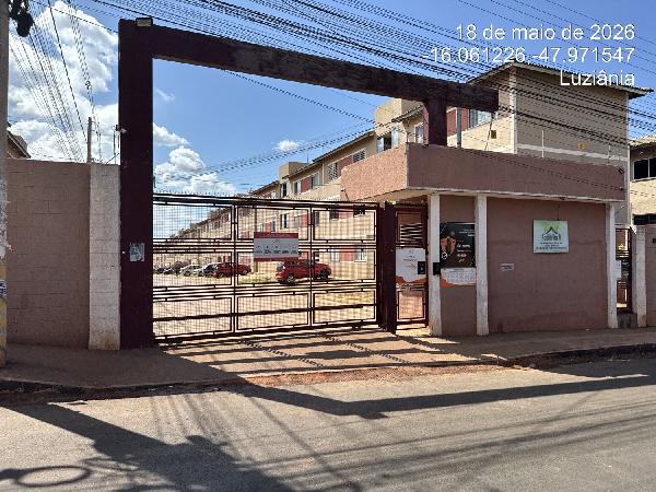 Vende-se em Valparaiso De Goias-GO  apto, 44.77 de área total, 44.77 de área privativa,  2_qto(s), a.serv, WC, 1_sala(s), cozinha, 1_vaga(s) de garagem.