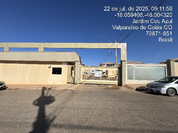 Vende-se em Valparaiso De Goias-GO  apto, 94.81 de área total, 50.14 de área privativa,  2_qto(s), a.serv, WC, 1_sala(s), cozinha.
