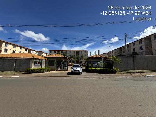 Vende-se em Valparaiso De Goias-GO  apto, 43.66 de área total, 43.66 de área privativa,  2_qto(s), a.serv, WC, 1_sala(s), cozinha.