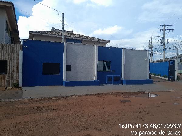 Vende-se em Valparaiso De Goias-GO  apto, 102.72 de área total, 46.87 de área privativa,  2_qto(s), a.serv, WC, 1_sala(s), cozinha.
