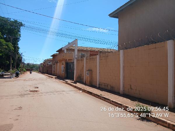 Vende-se em Valparaiso De Goias-GO  apto, 84.29 de área total, 43.40 de área privativa,  2_qto(s), a.serv, WC, 1_sala(s), cozinha, 1_vaga(s) de garagem.