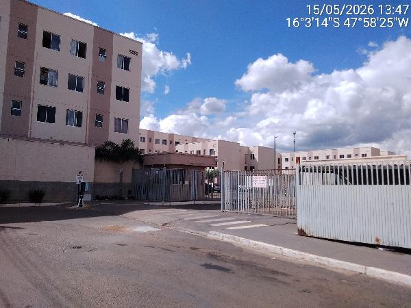 Vende-se em Valparaiso De Goias-GO  apto, 84.78 de área total, 42.83 de área privativa,  2_qto(s), a.serv, WC, 1_sala(s), cozinha.