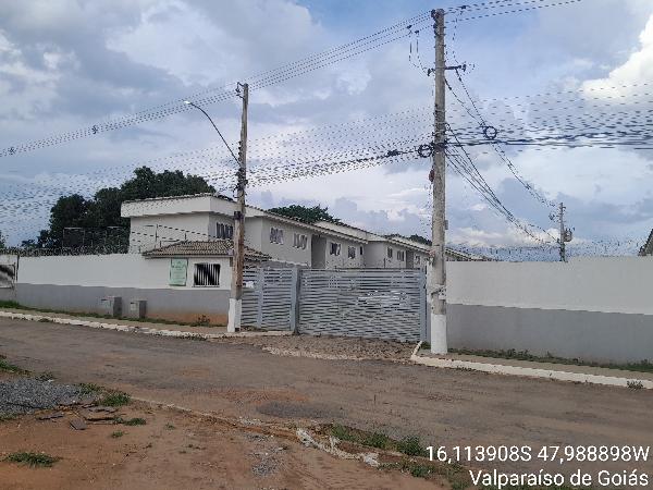 Vende-se em Valparaiso De Goias-GO  apto, 96.73 de área total, 48.36 de área privativa,  2_qto(s), WC, 1_sala(s), cozinha, 1_vaga(s) de garagem.