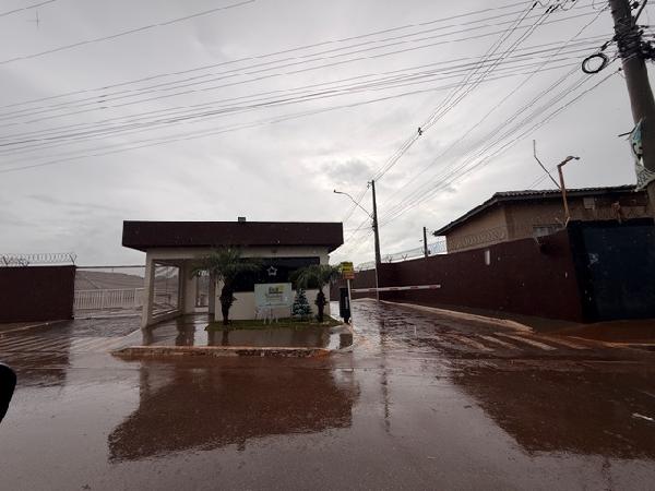 Vende-se em Valparaiso De Goias-GO  apto, 104.19 de área total, 61.73 de área privativa,  2_qto(s), a.serv, WC, 1_sala(s), cozinha, 1_vaga(s) de garagem.