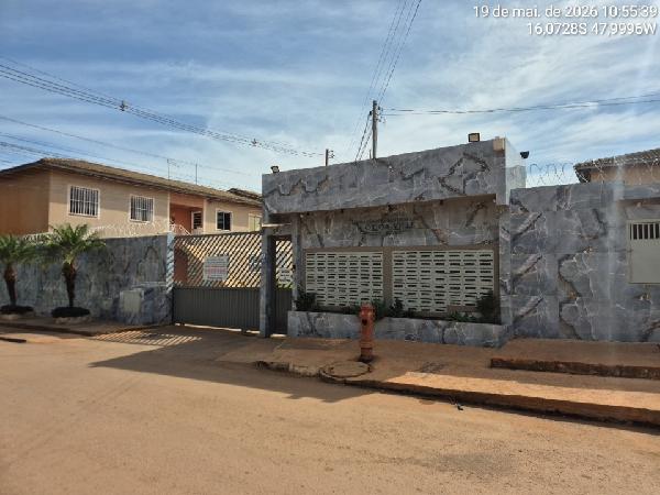 Vende-se em Valparaiso De Goias-GO  apto, 83.01 de área total, 44.45 de área privativa,  2_qto(s), a.serv, WC, 1_sala(s), cozinha, 1_vaga(s) de garagem.