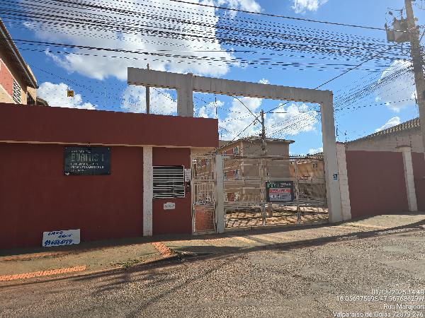 Vende-se em Valparaiso De Goias-GO  apto, 51.51 de área total, 47.03 de área privativa,  2_qto(s), WC, 1_sala(s), cozinha, 1_vaga(s) de garagem.