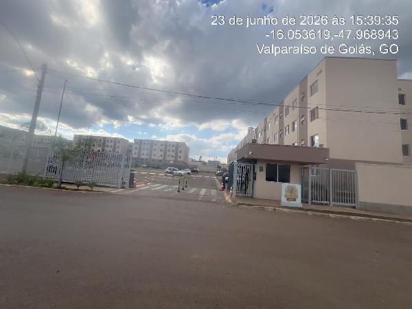 Vende-se em Valparaiso De Goias-GO  apto, 83.91 de área total, 42.83 de área privativa,  1_qto(s), a.serv, WC, 1_sala(s), cozinha.