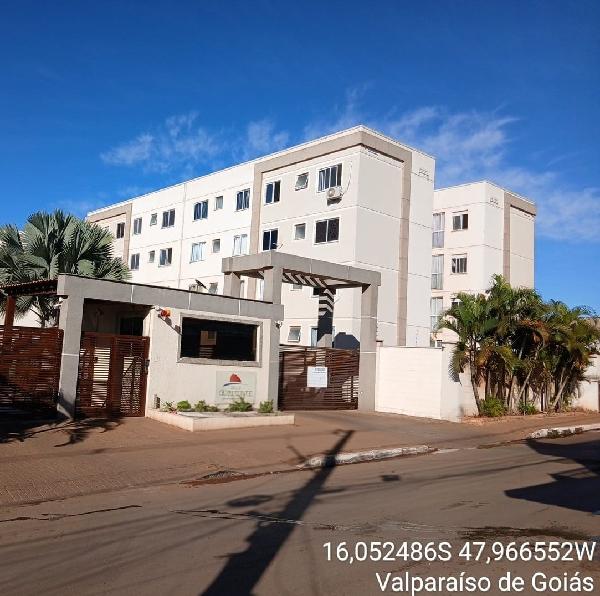 Vende-se em Valparaiso De Goias-GO  apto, 63.77 de área total, 42.81 de área privativa,  2_qto(s), a.serv, WC, 1_sala(s), cozinha.
