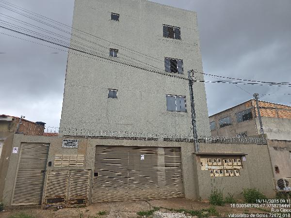 Vende-se em Valparaiso De Goias-GO  apto, 92.41 de área total, 58.93 de área privativa,  2_qto(s), WC, 1_sala(s), cozinha.